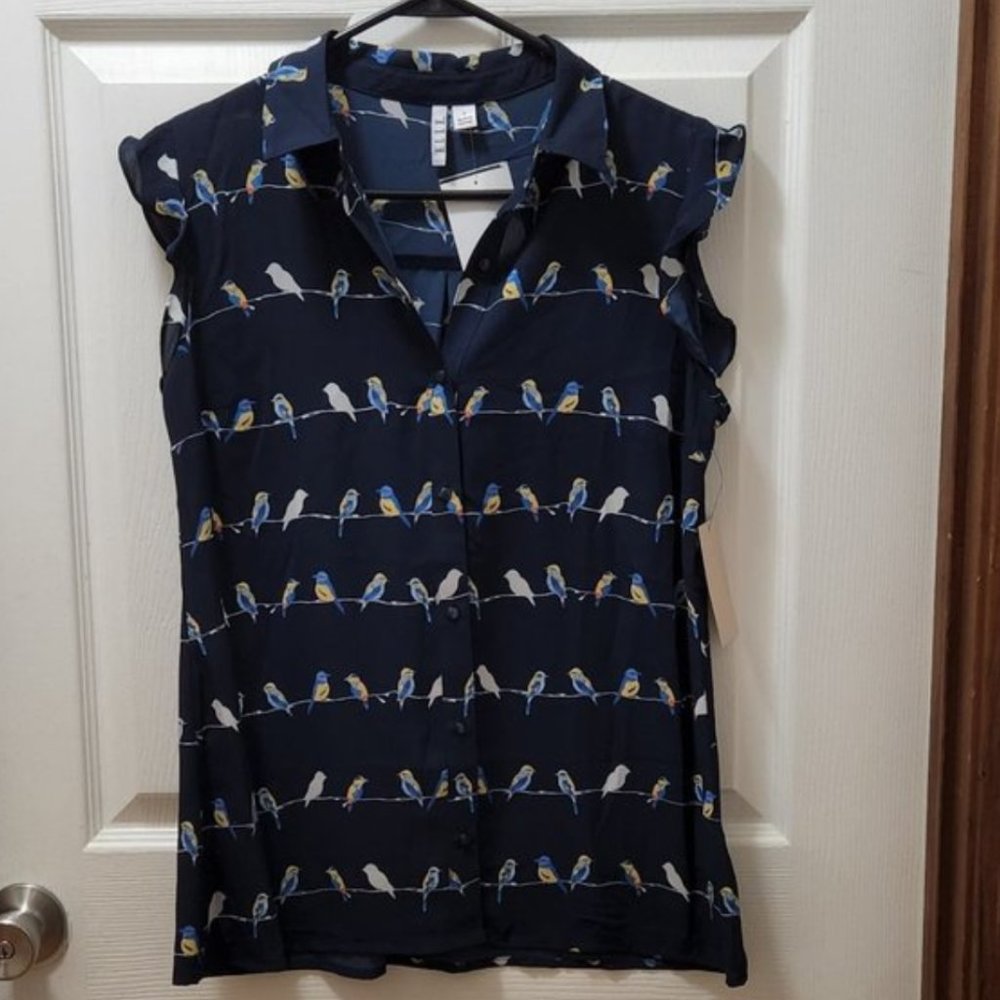 Copy Elle Womans Sleeveless Ruffle Navy blue Shirt  Birds on branches Sz S NWT